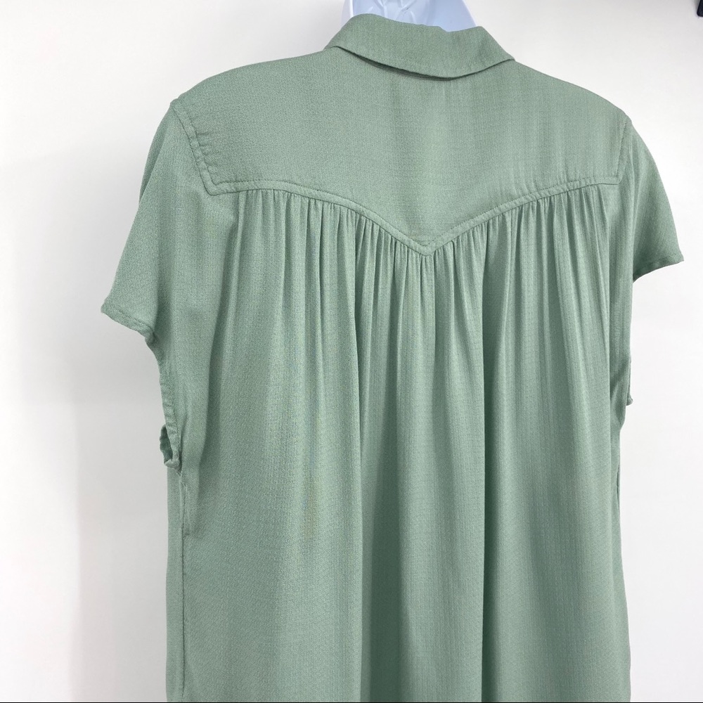 Lucky Brand 🍀 Green Solid Short Sleeve Top S - Picture 5 of 9